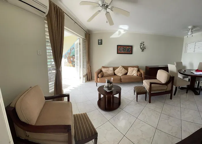 Luxury And The Lagoons Casa de hóspedes Montego Bay