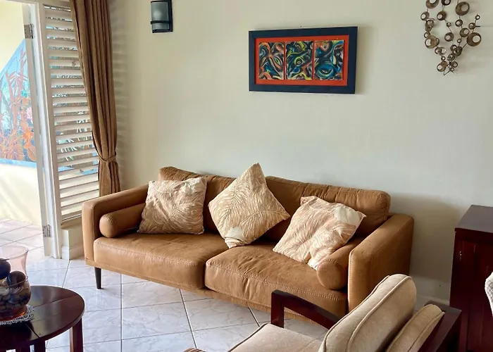 Casa de hóspedes Luxury And The Lagoons 3*