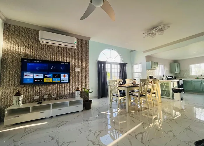 Luxury And The Lagoons Casa de hóspedes Montego Bay